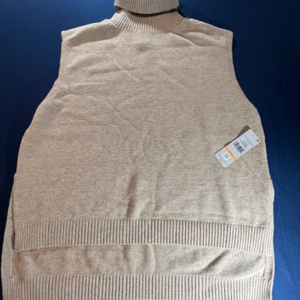 NWT MULTIPLES stylish sleeveless turtleneck‎ sweater perfect for layering Small